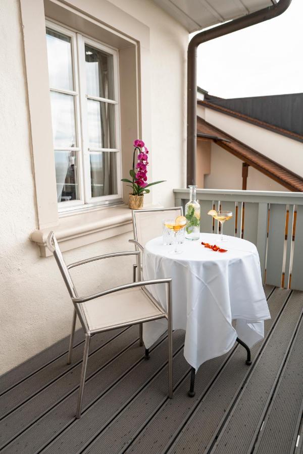 Swiss Hotel La Couronne アヴァンシュ エクステリア 写真