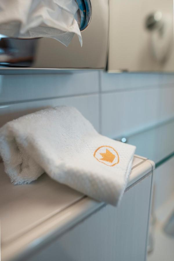 Swiss Hotel La Couronne アヴァンシュ エクステリア 写真