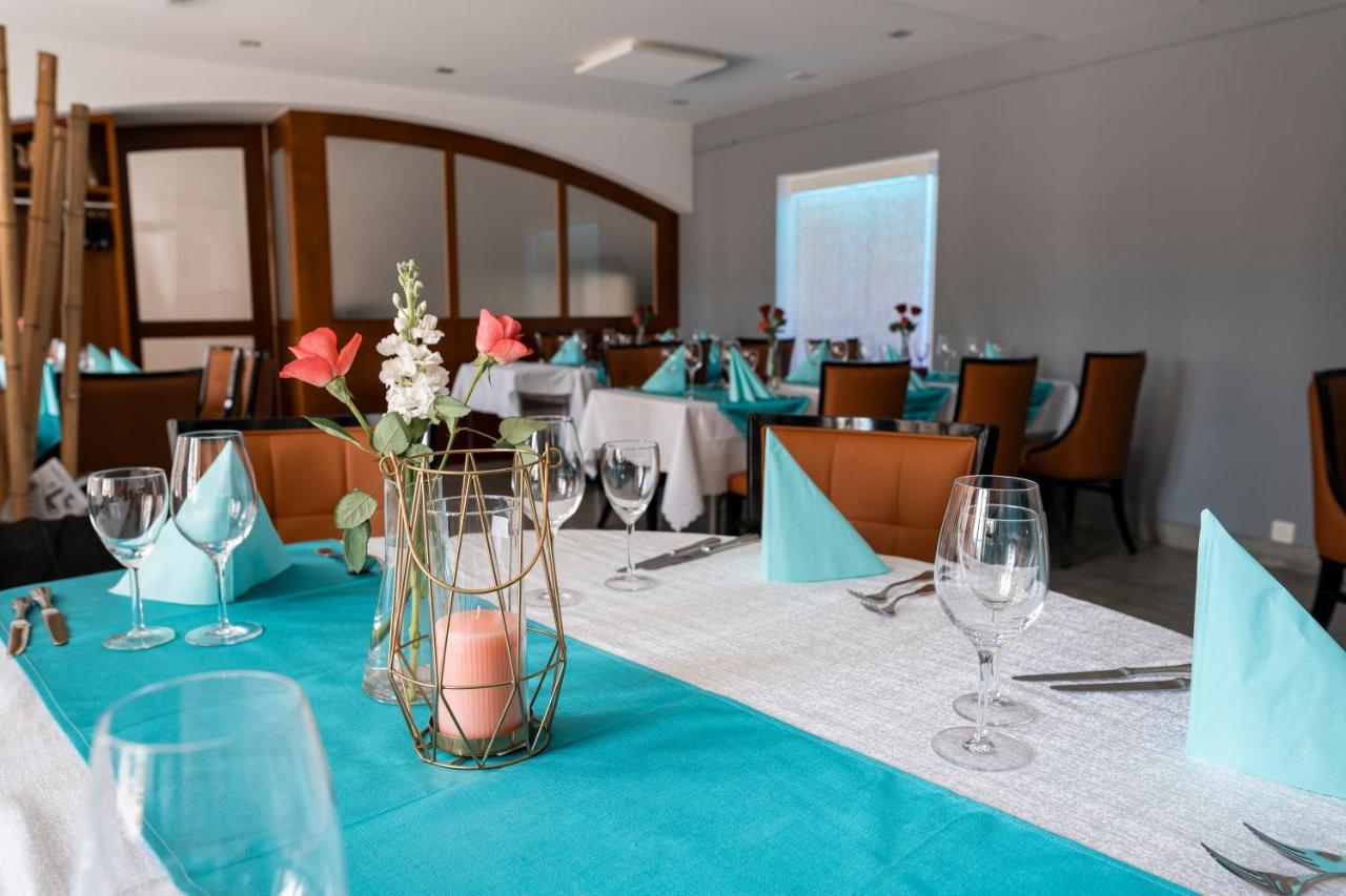 Swiss Hotel La Couronne アヴァンシュ エクステリア 写真
