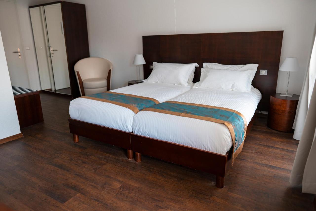 Swiss Hotel La Couronne アヴァンシュ エクステリア 写真