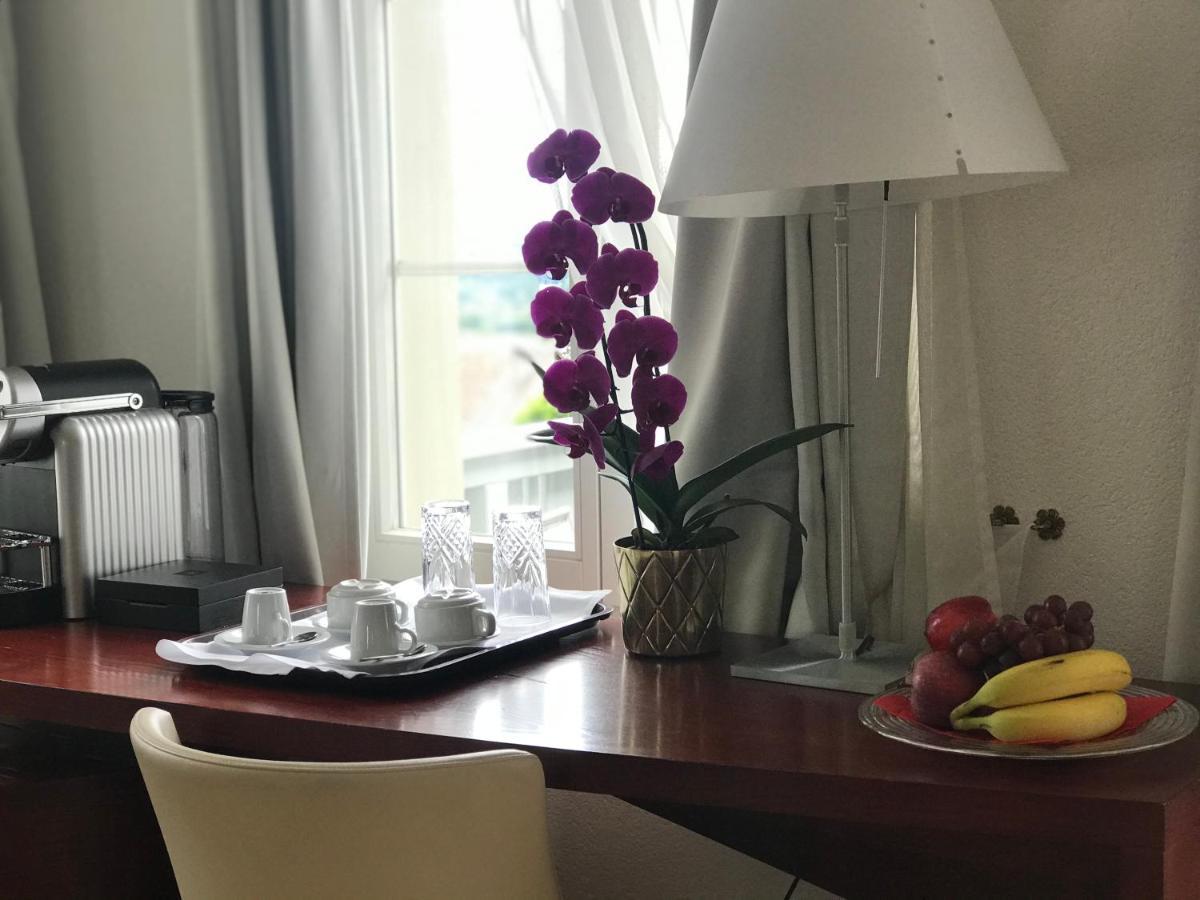 Swiss Hotel La Couronne アヴァンシュ エクステリア 写真