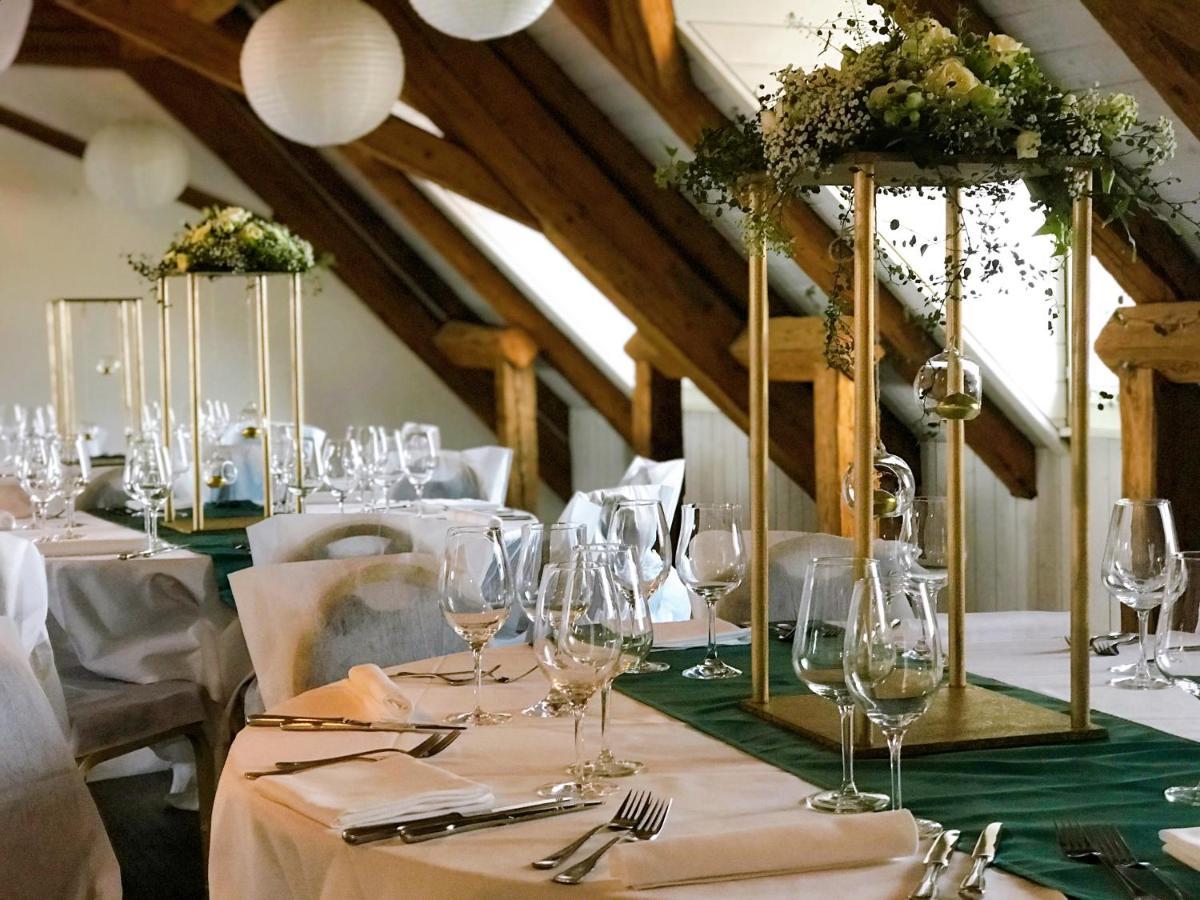 Swiss Hotel La Couronne アヴァンシュ エクステリア 写真